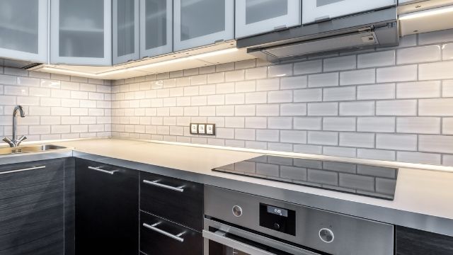 Example of under cabinet lighting in a kitchen